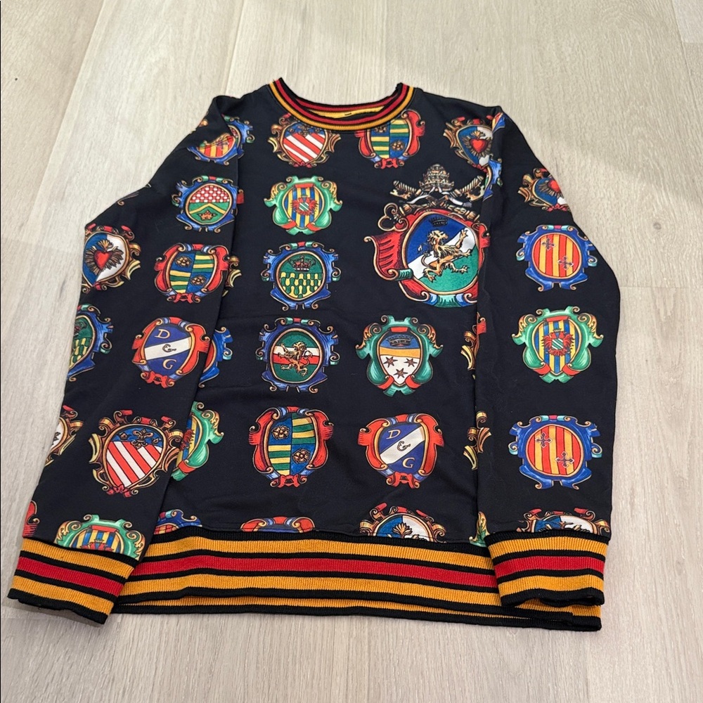 Black Crest Print Sweatshirt with Striped Ribbed Trim, Size M/L